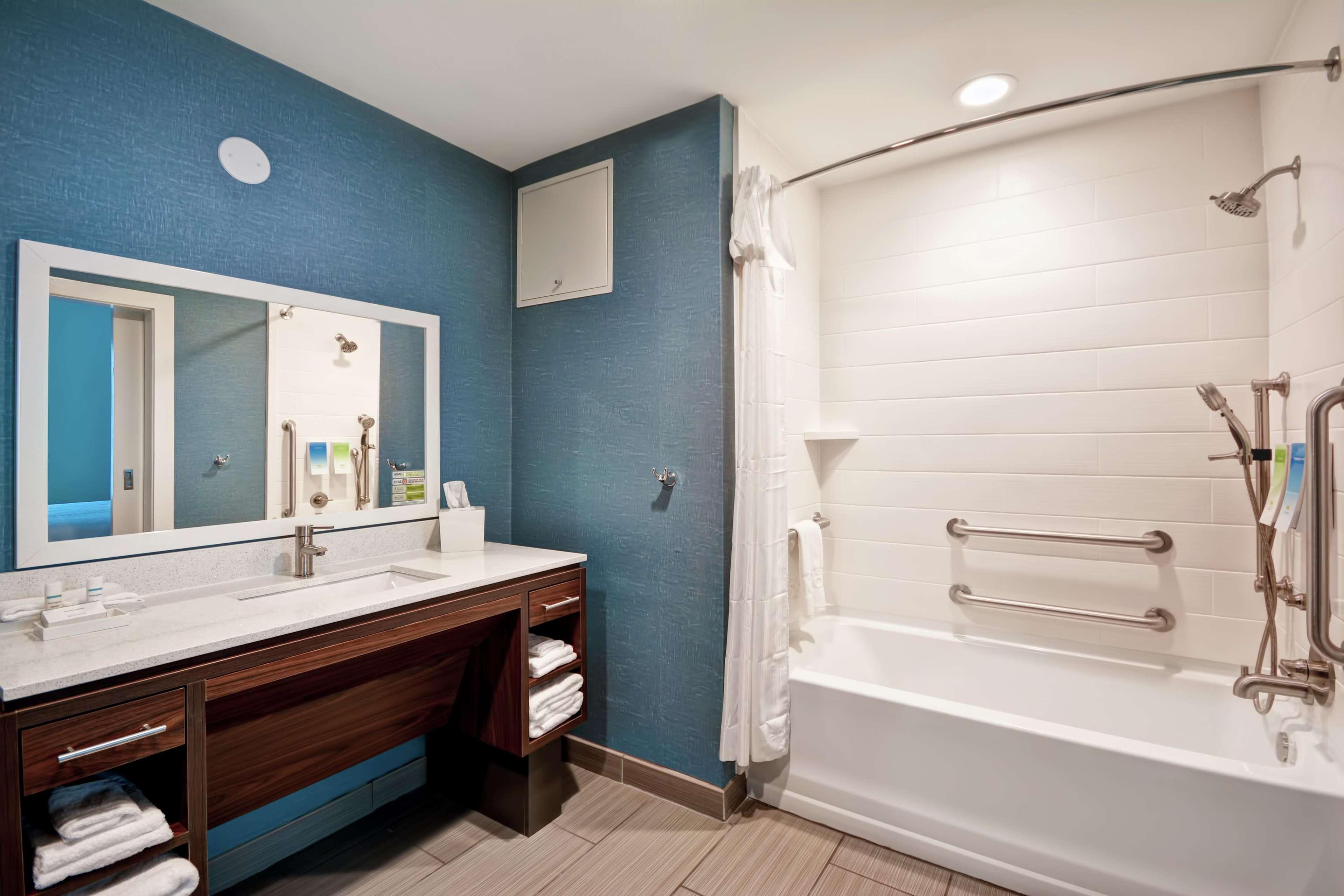 Home2 Suites Pensacola I-10 At North Davis Hwy Eksteriør billede